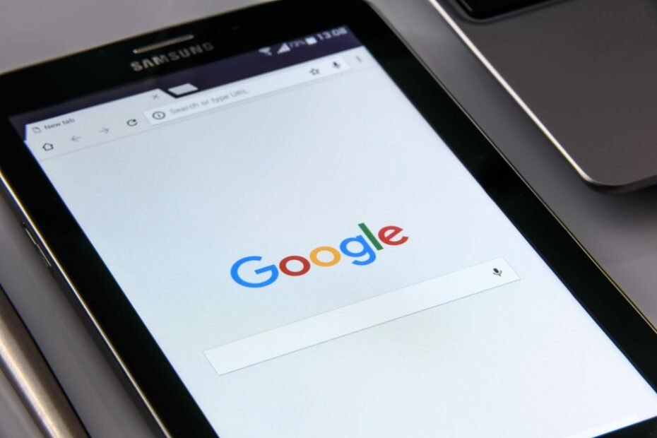 Як швидко видалити негативні відгуки про бізнес у Google