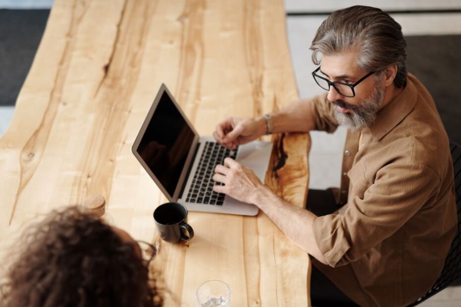 CRM для малого та середнього бізнесу: огляд HubSpot